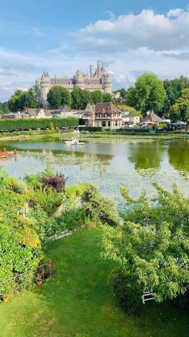 Maison De Charme Avec Vue Sur Chateau Pierrefonds Exterior photo